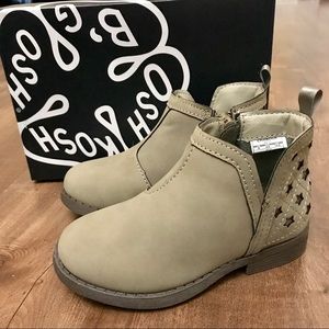 Brand New OshKosh B’ Gosh Toddler Boots Size 8